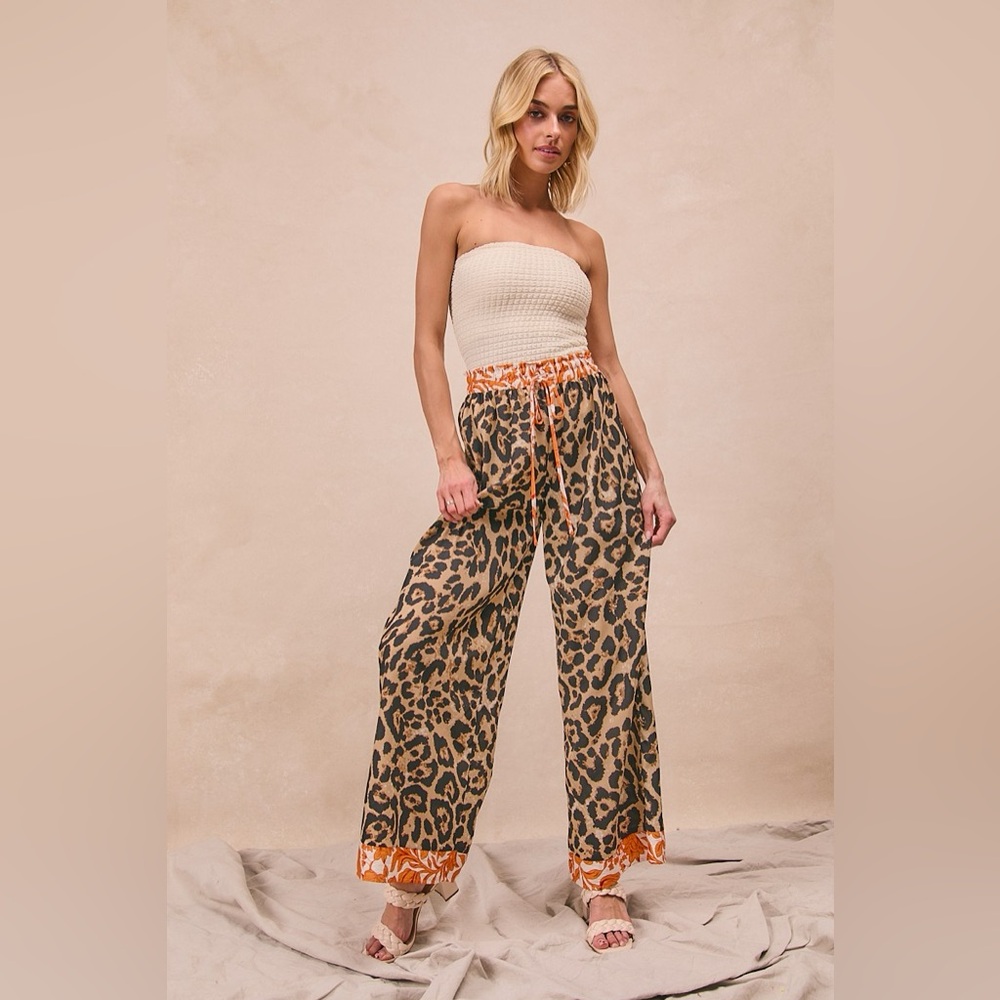 BiBi Leopard Print With Contrast Banded Wide Pants - Picture 8 of 10